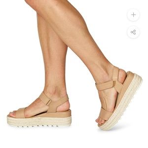 Sorel Women's Cameron Flatform Wedge Sandals in Honest Beige sz 8 NWB